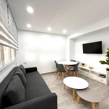 Maximilian Dreams 2 Apartment มาดริด ภายนอก รูปภาพ