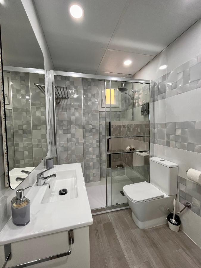 Maximilian Dreams 2 Apartment มาดริด ภายนอก รูปภาพ